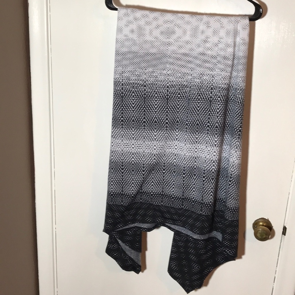 Cato black and white ombré skirt
